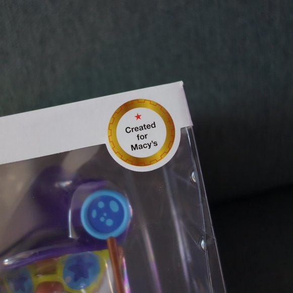 VeeFriends Willful Wizard Collectible Figure Made for Macy's - Picture 4 of 7